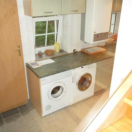Ferienwohnung Am Schloss Eller - Am Dammsteg * Dusseldorf