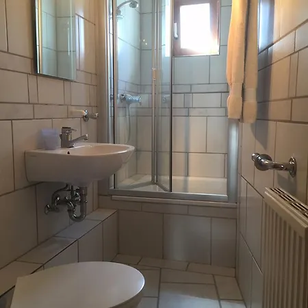Ferienwohnung Am Schloss Eller - Am Dammsteg Apartment *